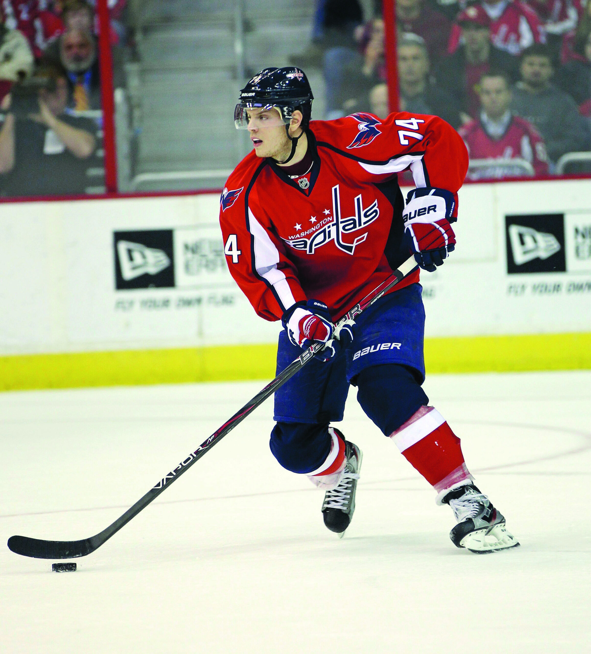 Caps sign Carlson to six-year contract extension