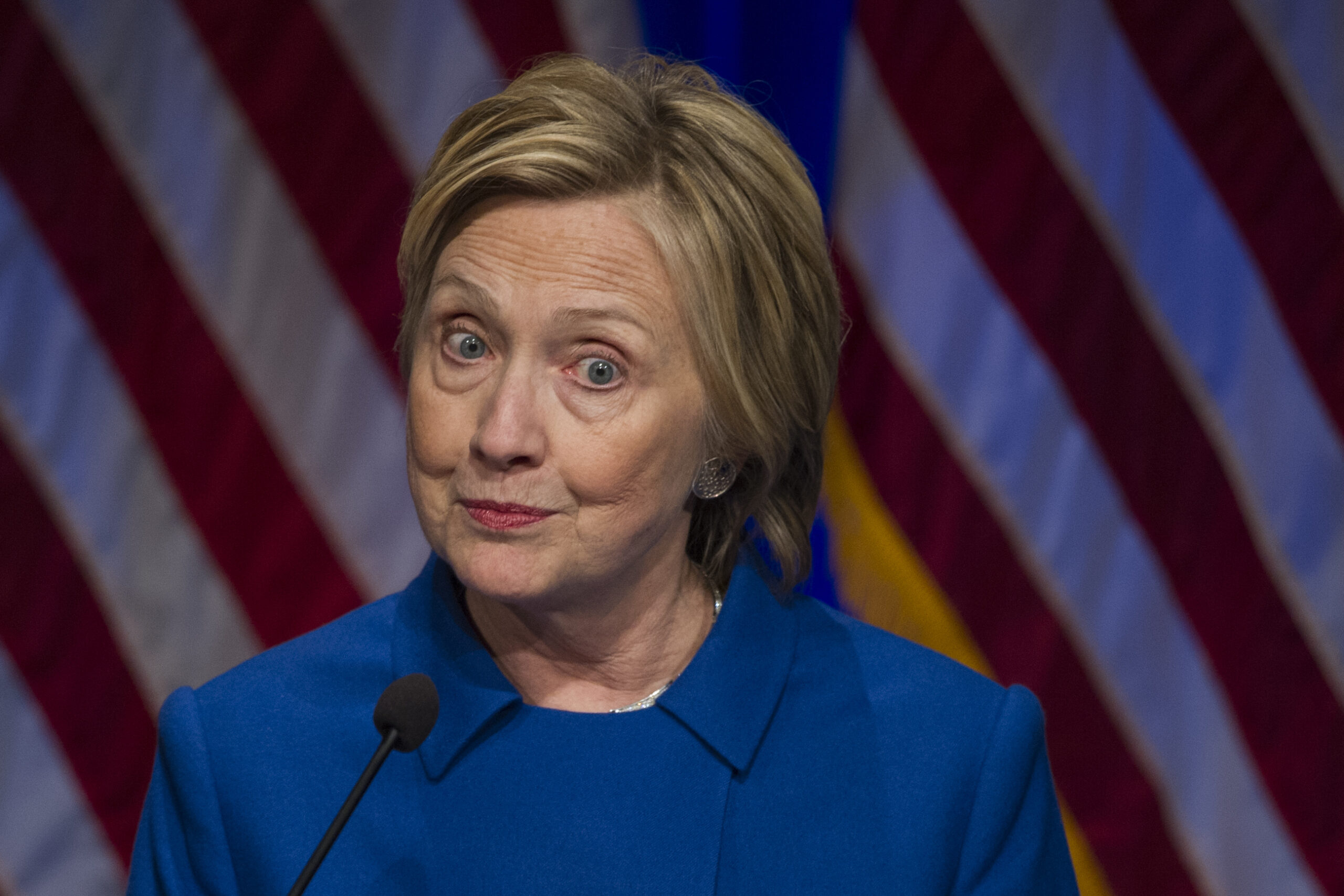 Voters oppose Clinton pardon by 3-1 margin