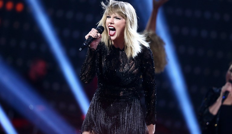 Taylor Swift advocates women's equality, she forms strong bonds with women as friends -- holla to her 