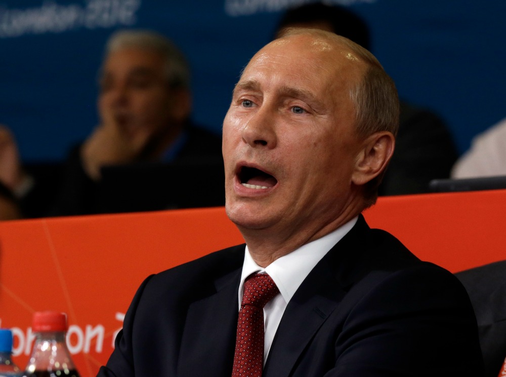 Clinton would hand Putin another ‘reset button’