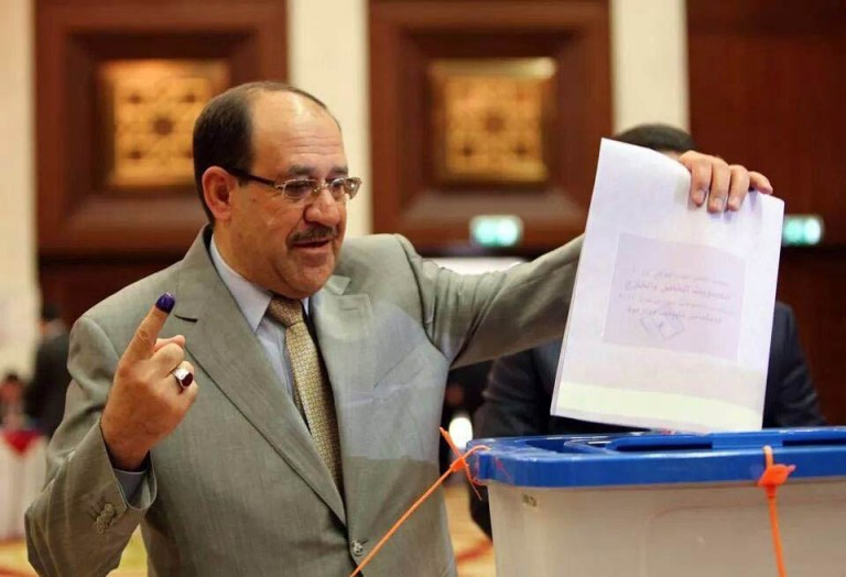 Loss of Mosul threatens Iraqi PM’s hold on power