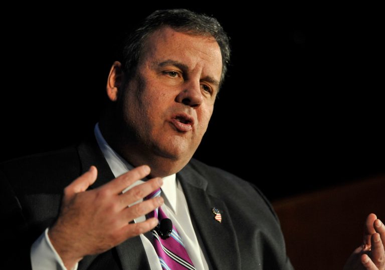 New Jersey Gov. Chris Christie speaks to the Economic Club of Chicago on Tuesday in Chicago. (AP Photo/Paul Beaty)