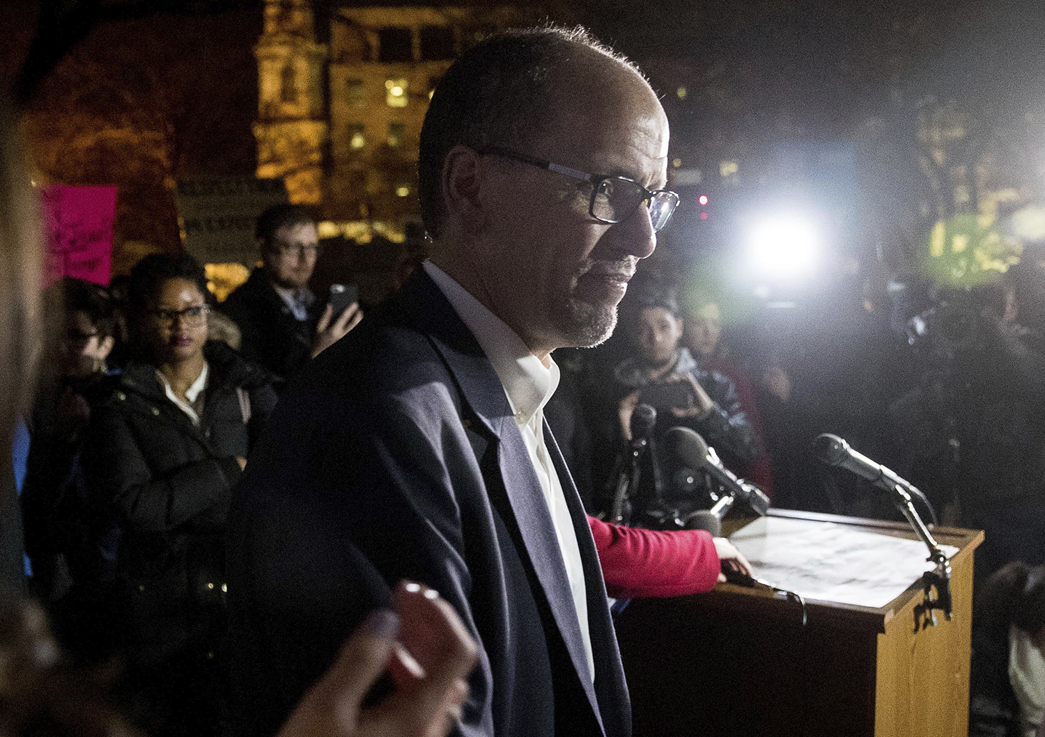 DNC chairman: GOP a ‘circular firing squad’ over healthcare reform