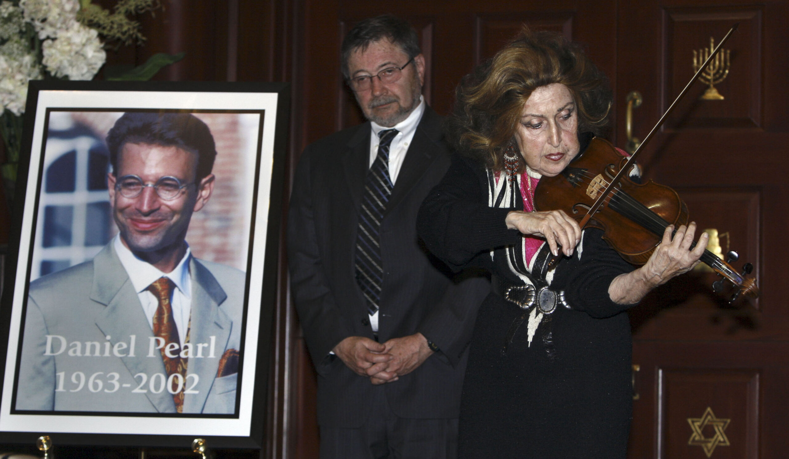 Pakistani Supreme Court tosses charges against man convicted in murder plot against Daniel Pearl