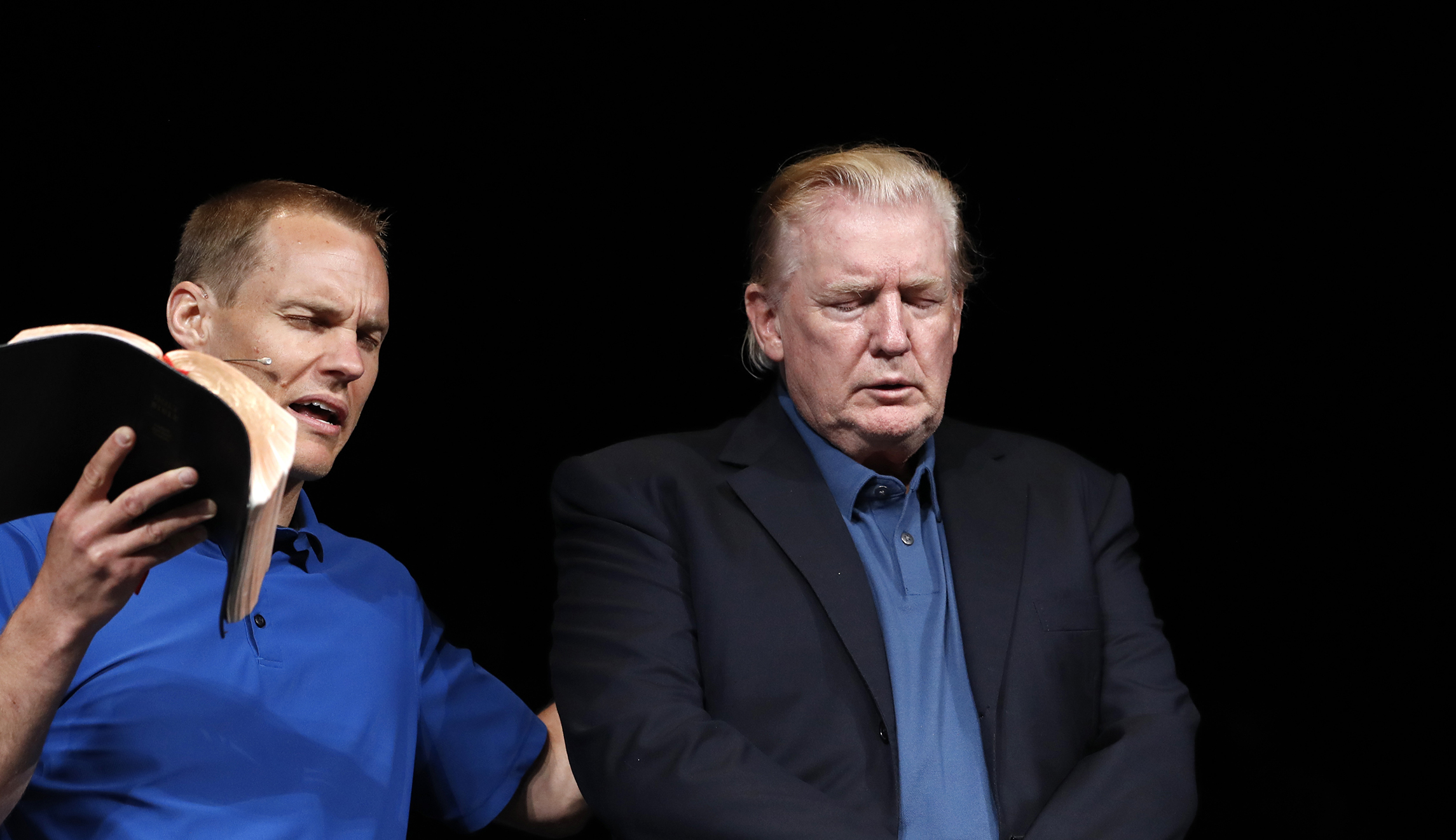 Evangelical pastor apologizes for ‘hurt’ caused by praying for Trump during unscheduled visit