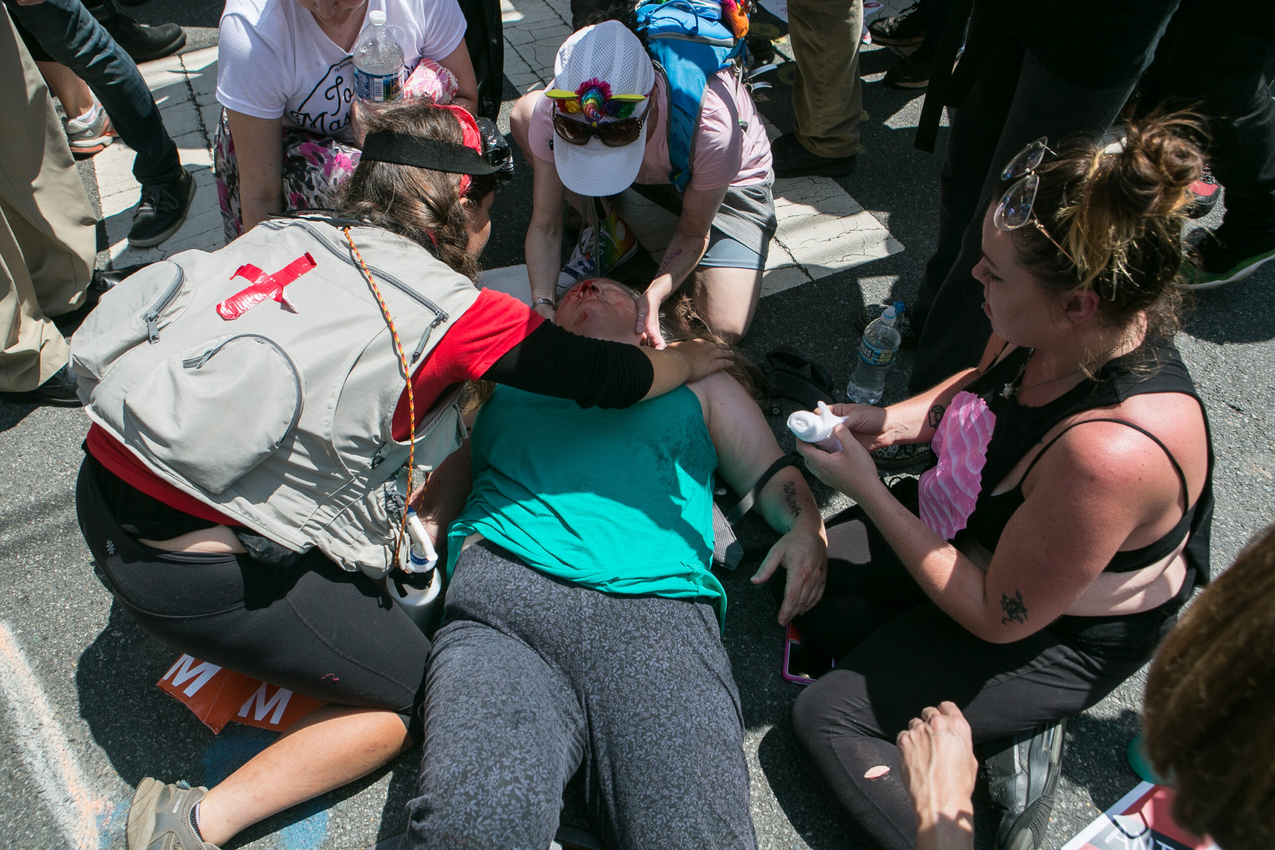 One dead after car drives into crowd after Charlottesville white supremacist rally