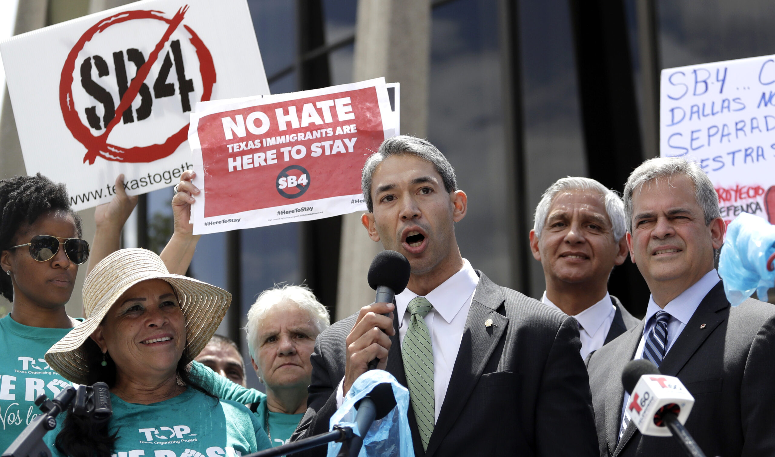 Exclusive: 77 percent of voters in key states demand end to ‘sanctuary cities’ for illegal immigrants