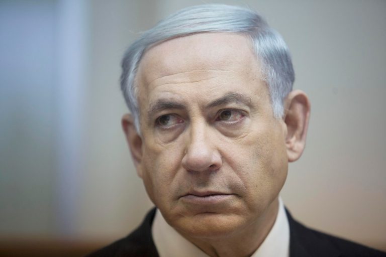 Israel's Prime Minister Benjamin Netanyahu chairs the weekly cabinet meeting in Jerusalem, Sunday, Feb. 15, 2015. (AP Photo/Abir Sultan)