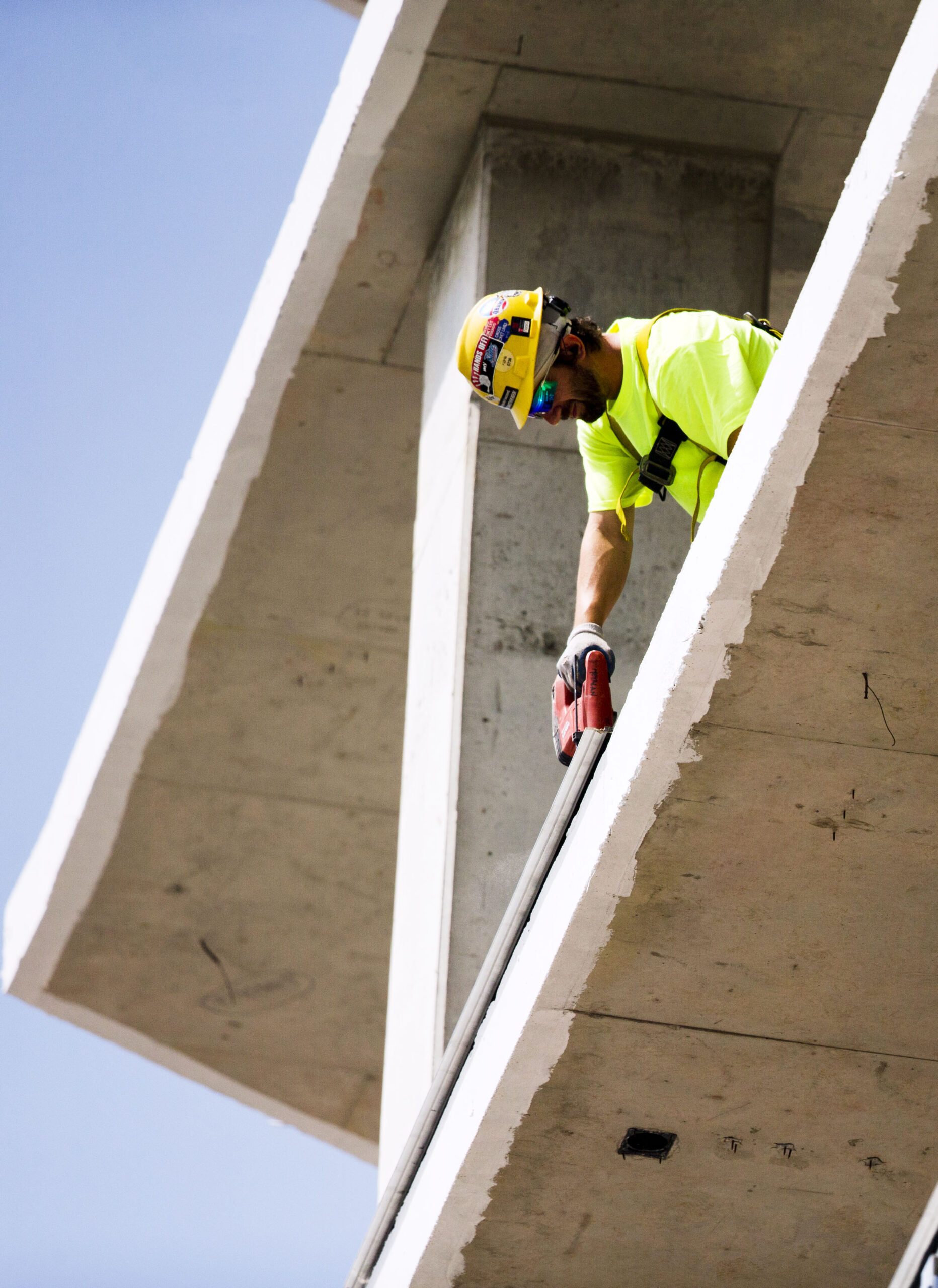 Construction spending falls 1.8 percent in June