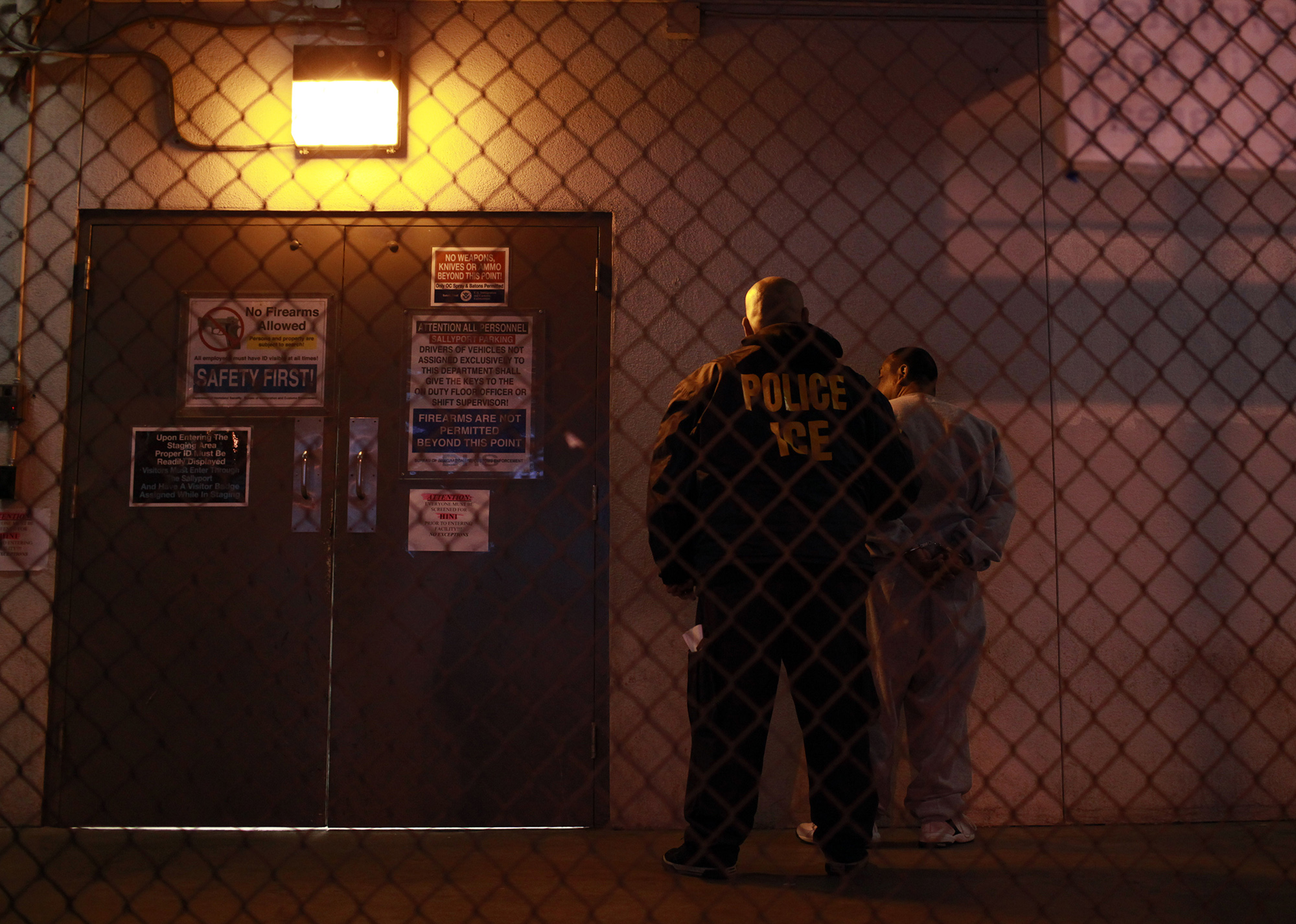 Second ICE detainee dies in custody amid furor over raids