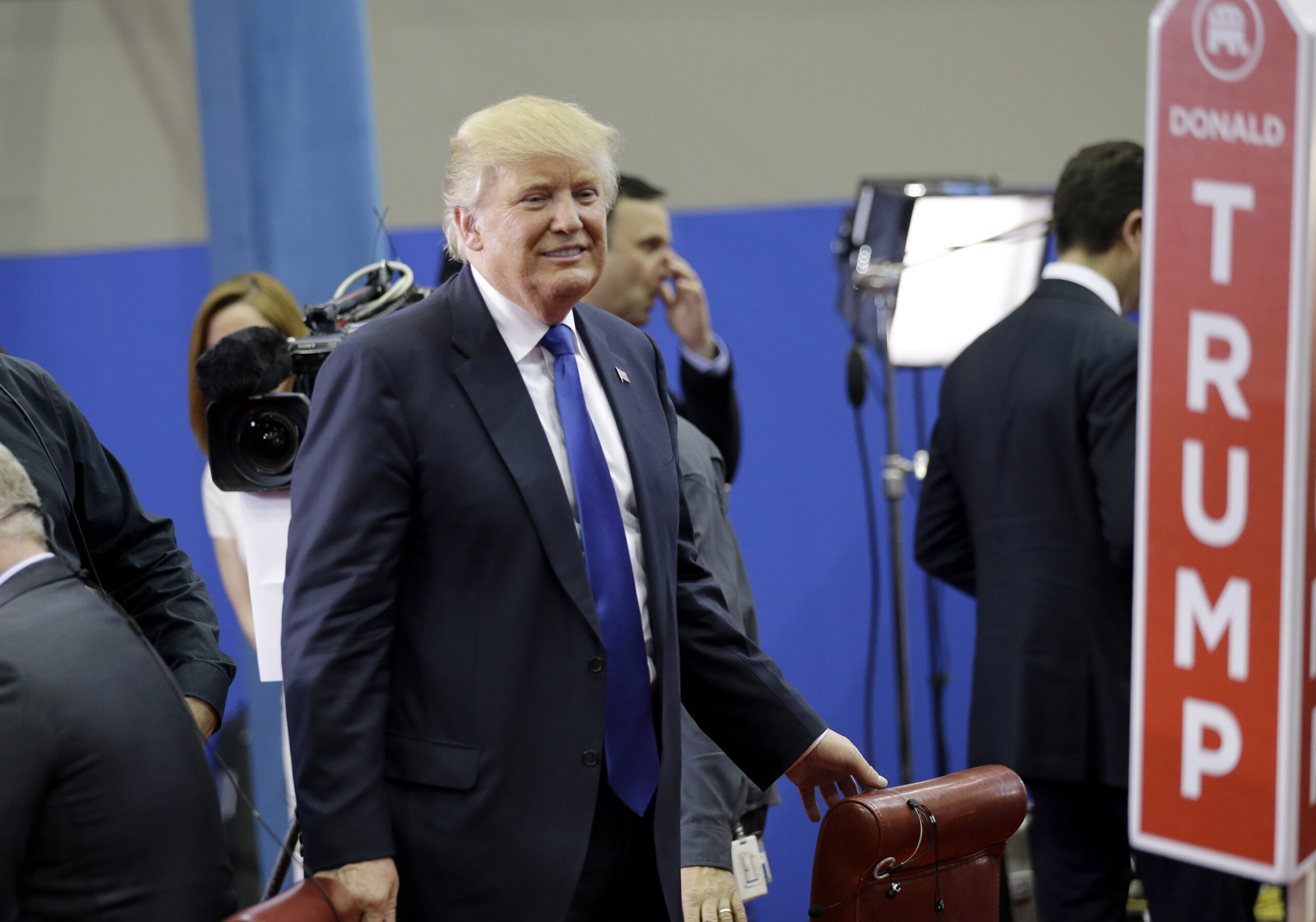 Trump deletes misspelled tweets minutes after Rubio mocks