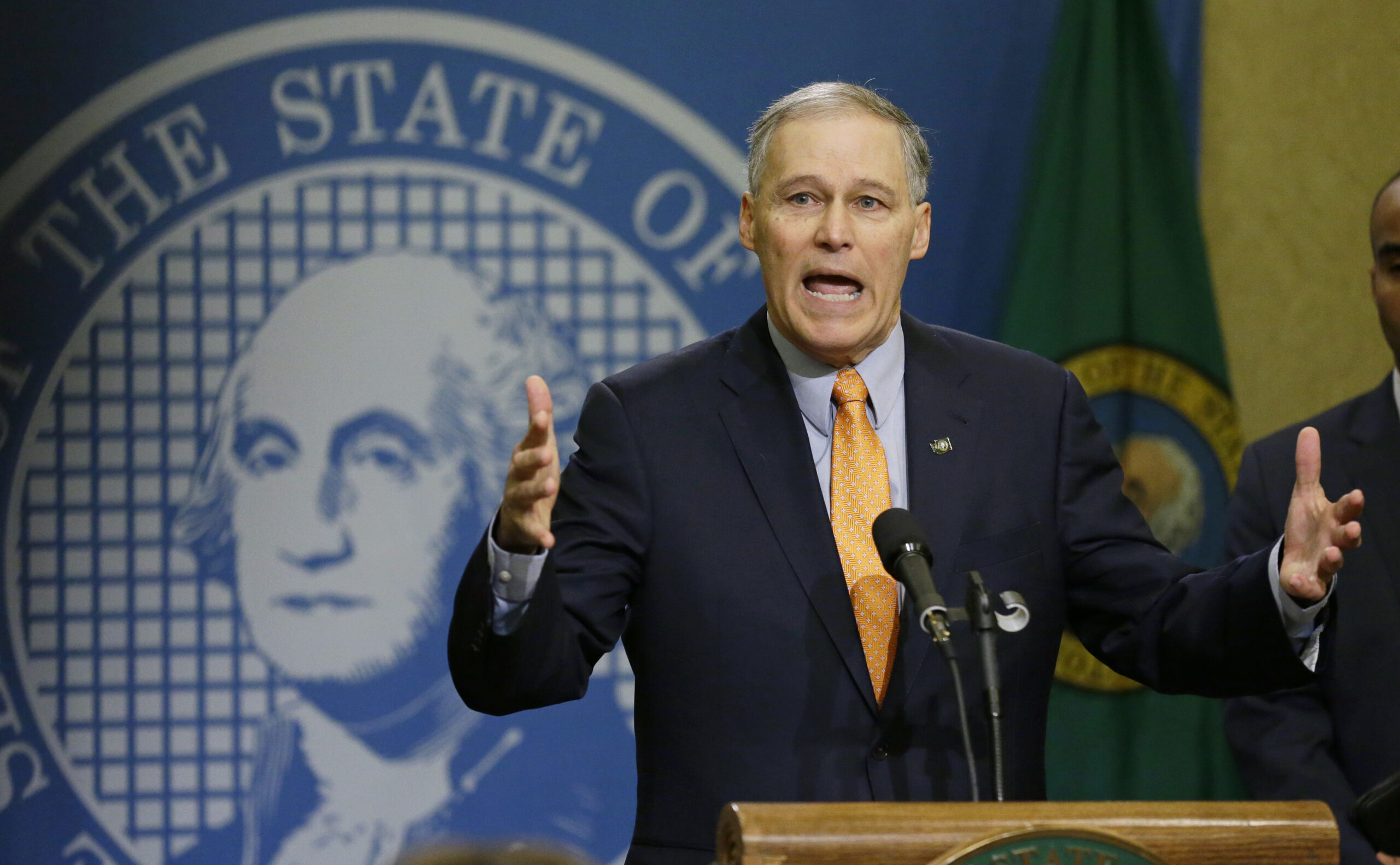 Washington governor signs reverse-Trump executive order