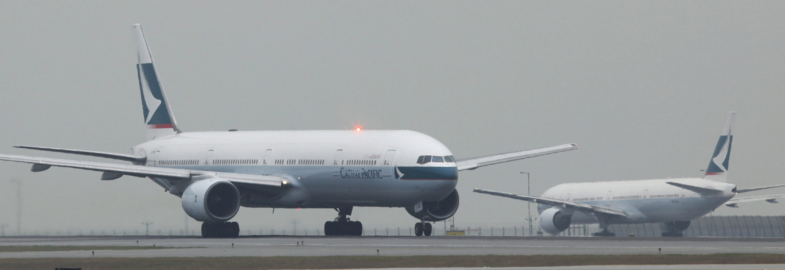 Cathay Pacific jet stranded for 16 hours in China