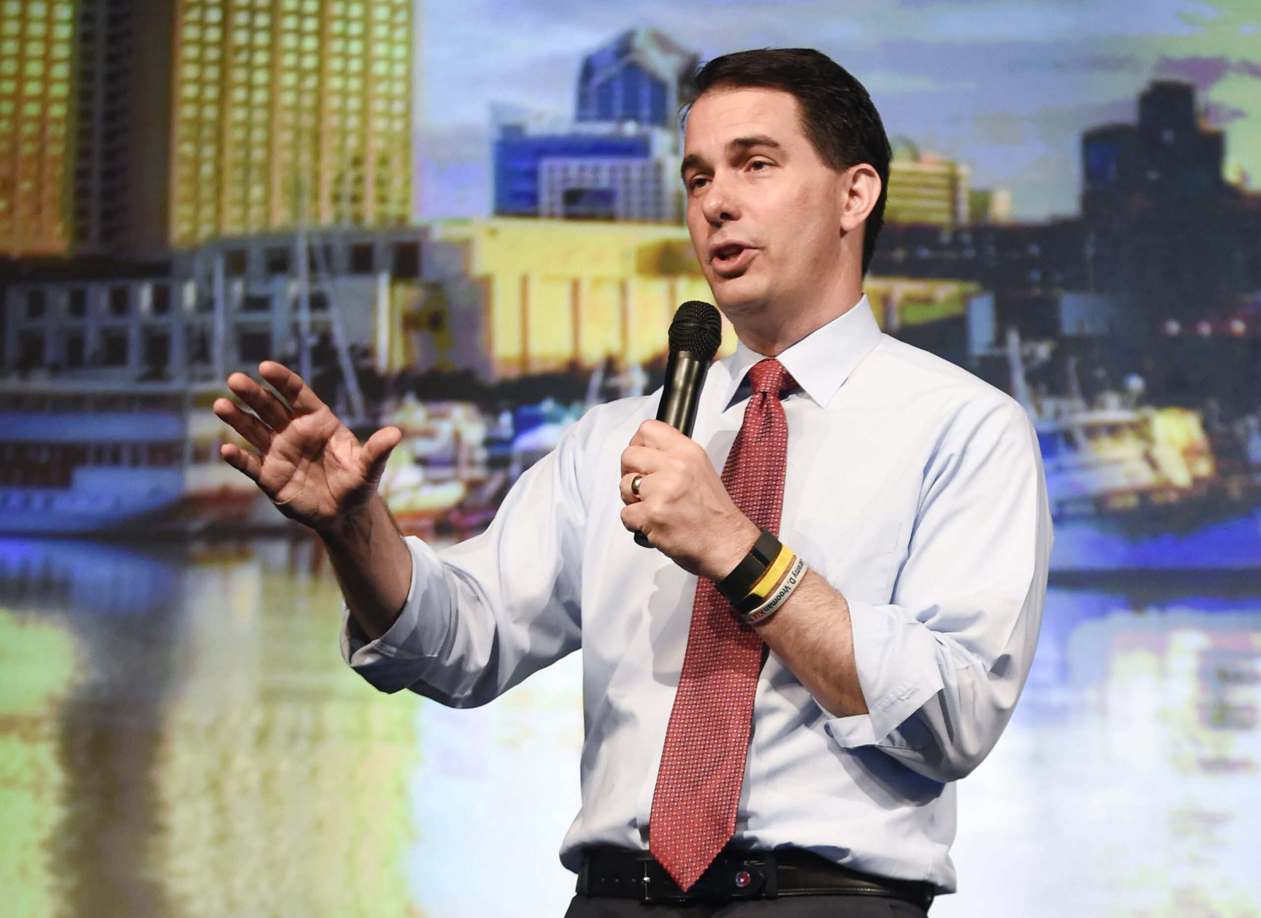 How Donald Trump’s surge helps Scott Walker