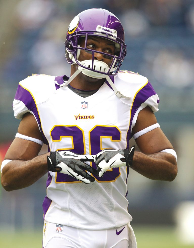 Stephen Brashear/Getty Images
Cornerback Antoine Winfield spent his last nine seasons with the Vikings before Minnesota waived him earlier this year.