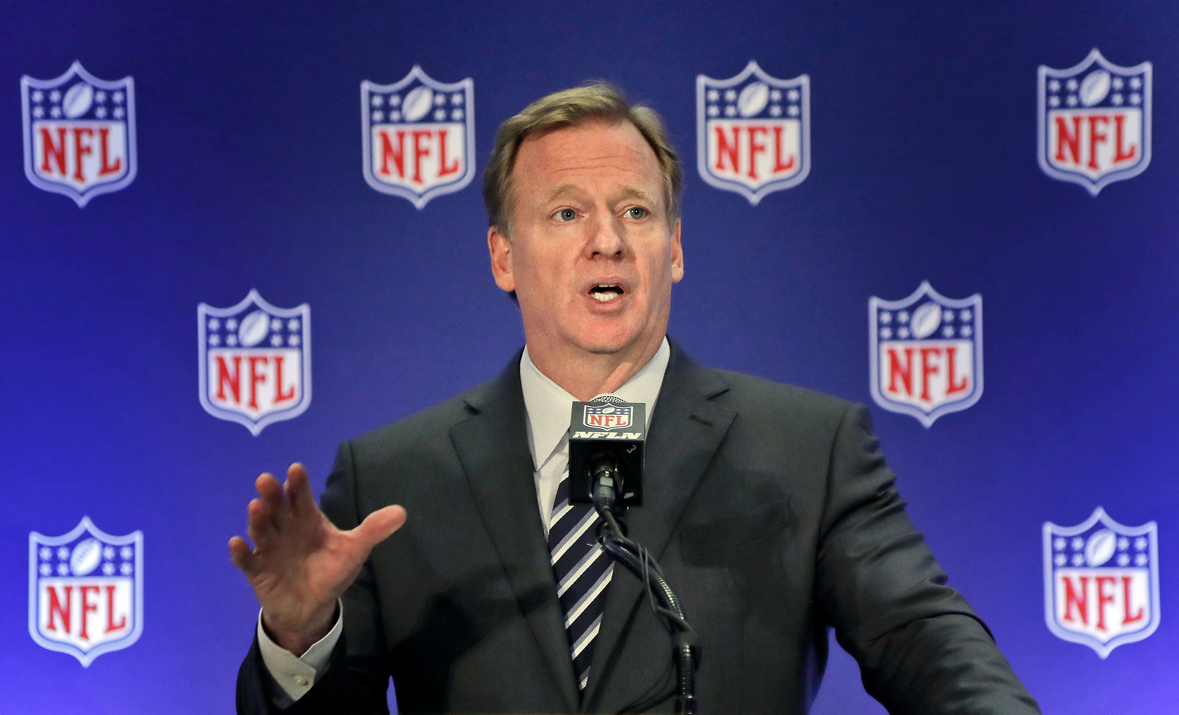 Roger Goodell’s contract extension stalled by national anthem controversy: Report