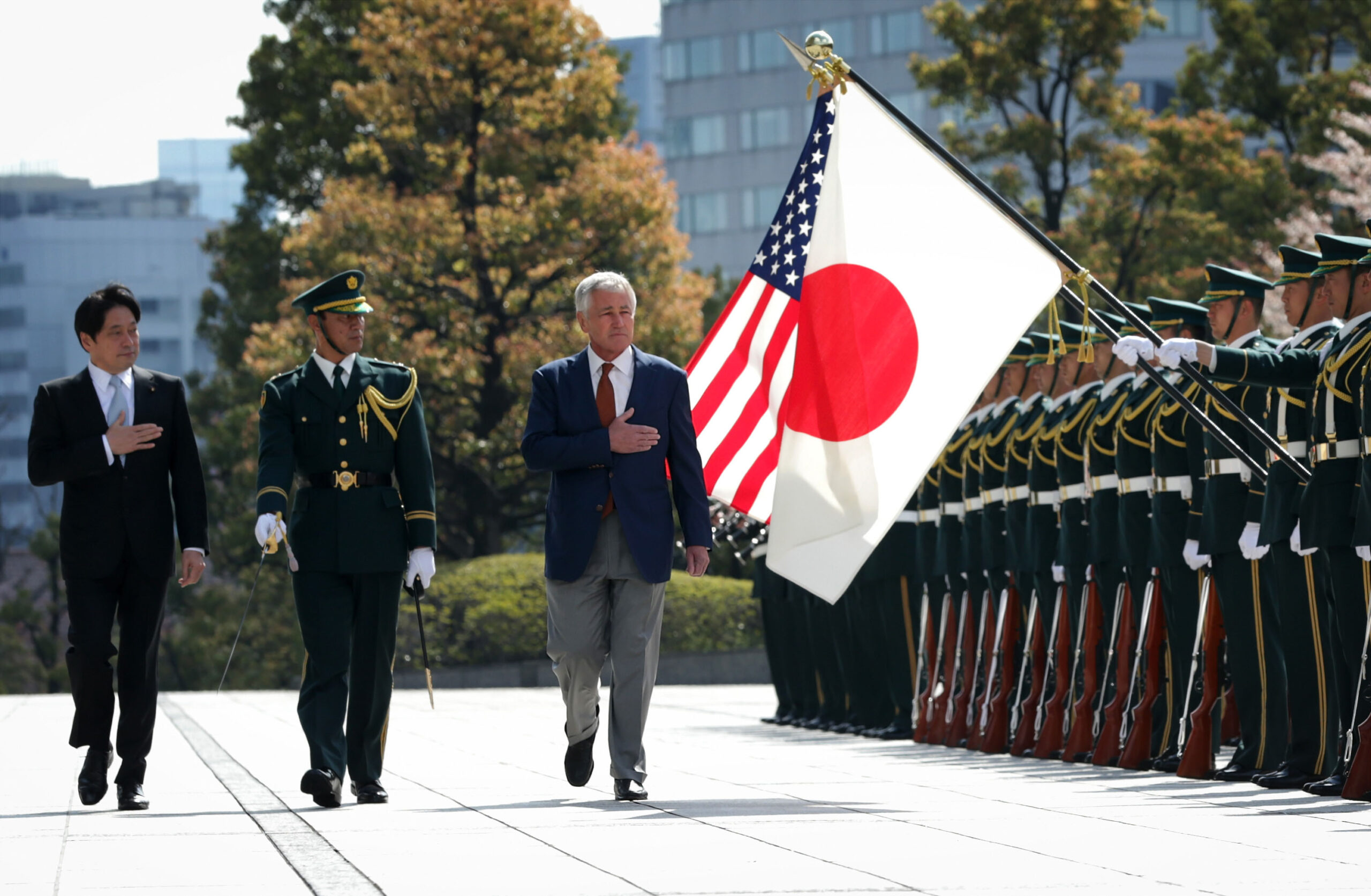 US sending 2 warships to Japan to counter North Korea