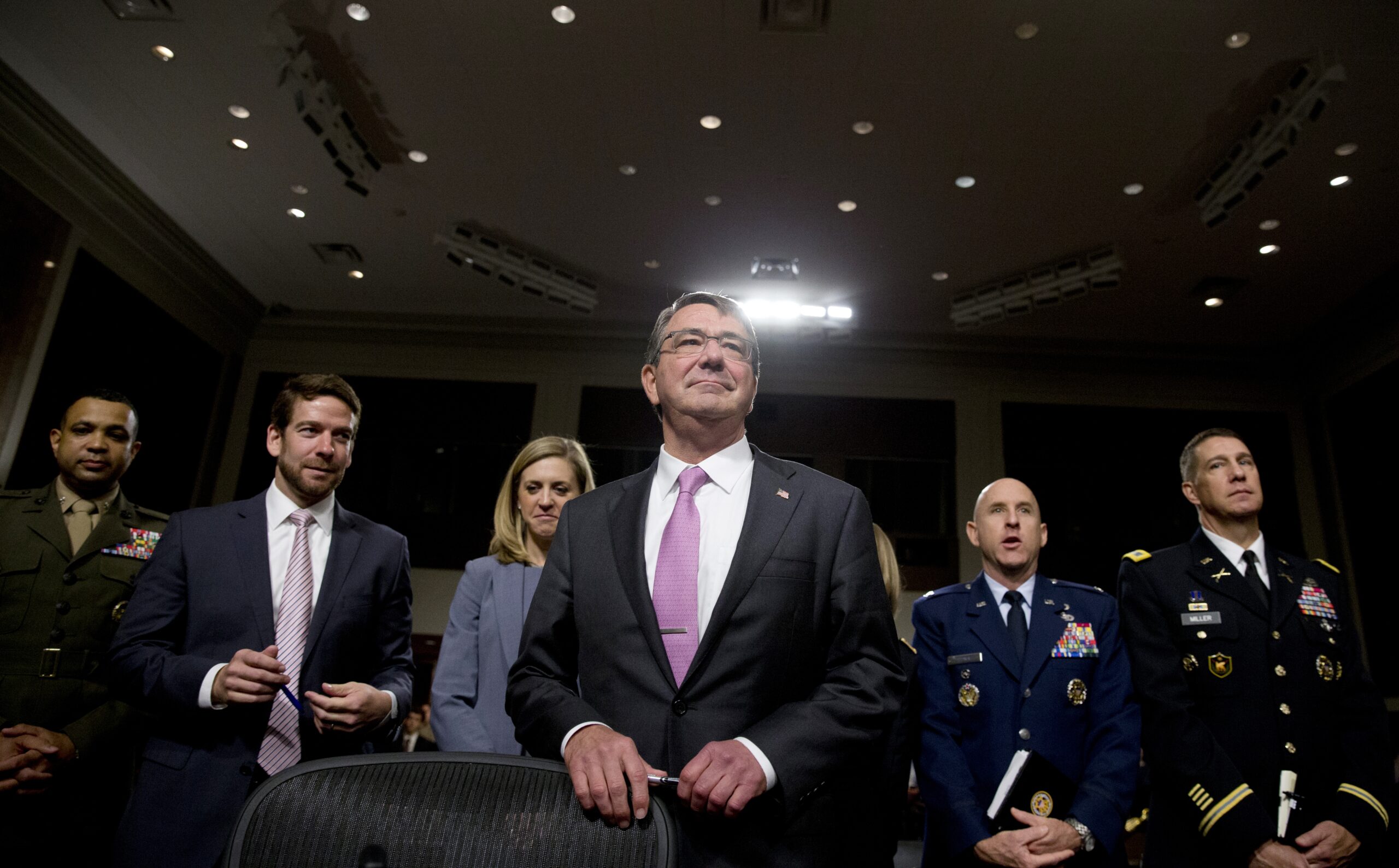 DOD allows transgender troops to serve openly