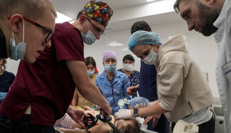 Ukrainian hospitals quickly running out of oxygen supply