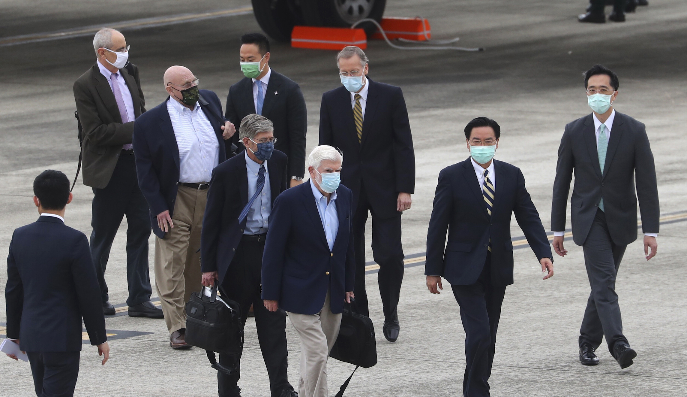 China conducts live-fire military drills as Biden friends arrive in Taiwan