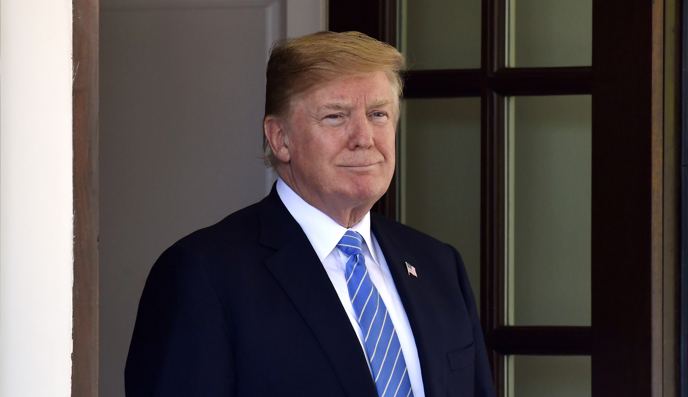 Trump interviews four possible Supreme Court candidates