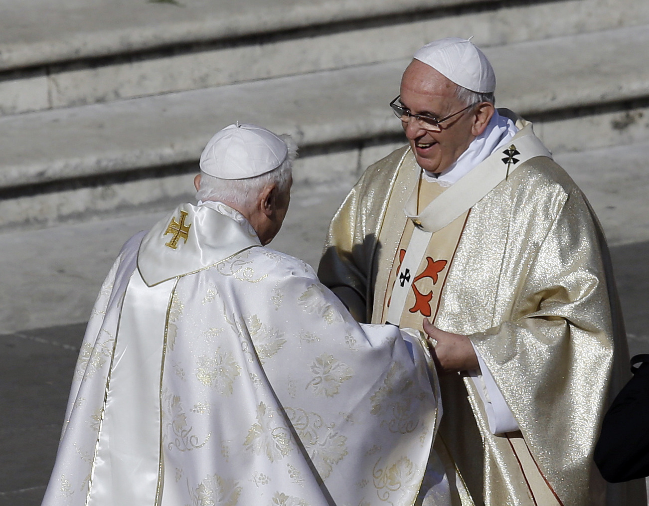 Pope beatifies Paul VI at remarkable synod’s end