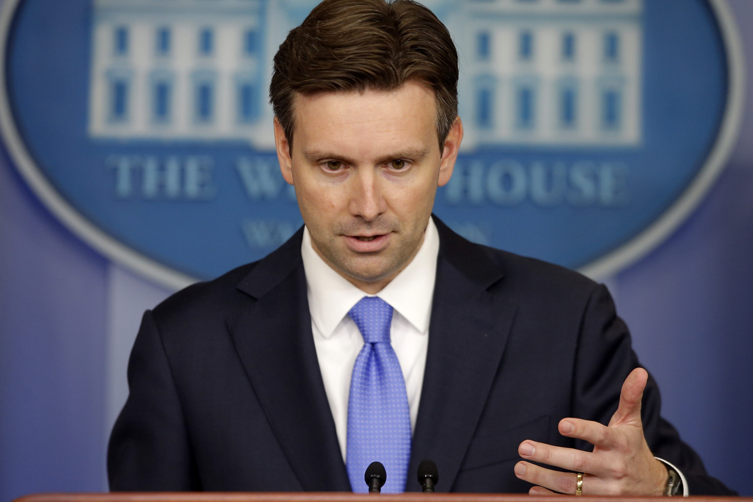 White House: U.S. unlikely to raise threat level
