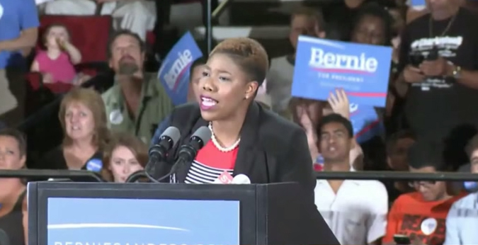 Symone Sanders at a rally in Portland, Ore. (Screengrab courtesy of Bernie2016tv on Youtube)