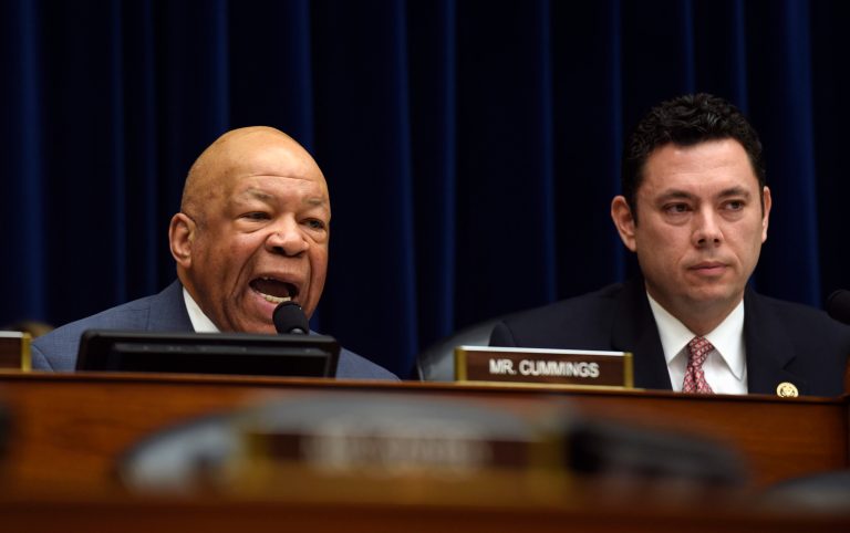 House Oversight and Reform Committee ranking member Rep. Elijah Cummings, D-Md., left, questions former Turing Pharmaceutical executive Martin Shkreli, who declined to answer questions because of a federal indictment on unrelated securities fraud charges. (AP Photo/Susan Walsh)