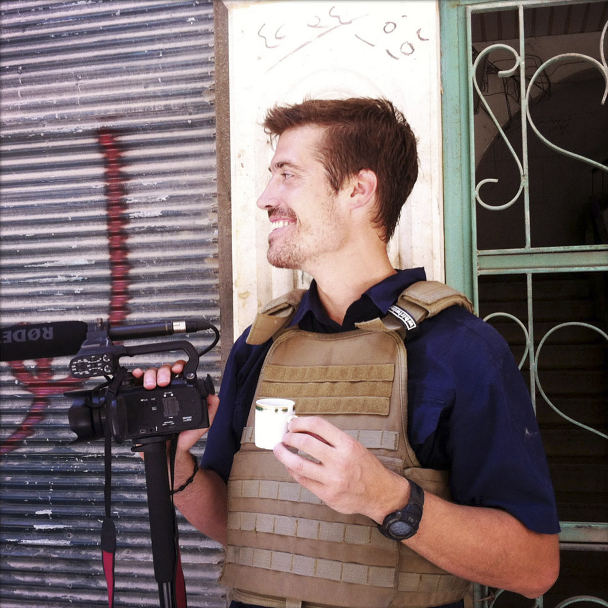 Beheading spurs new attacks on Islamic militants