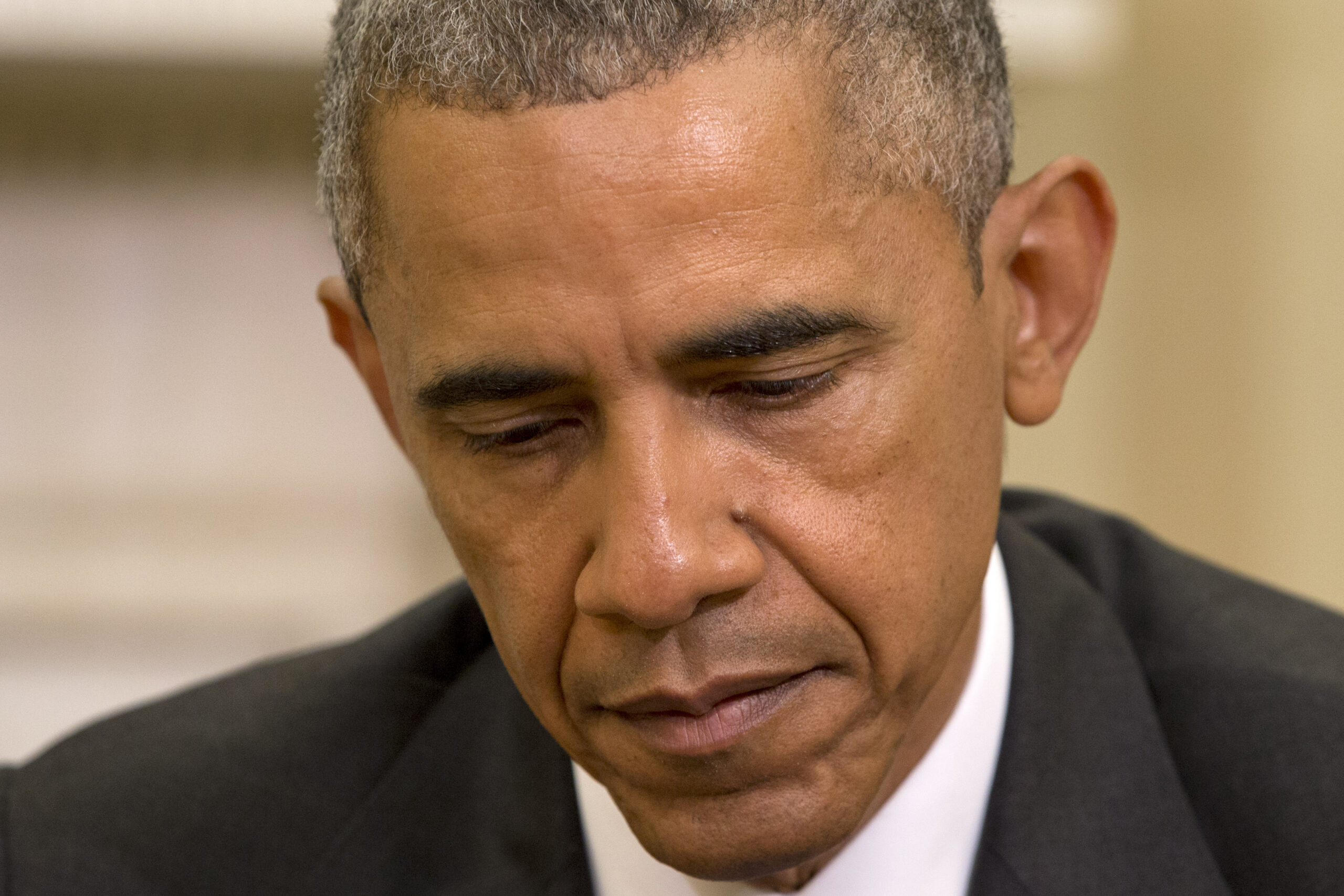 Obama ‘shocked, saddened’ by Amtrak derailment