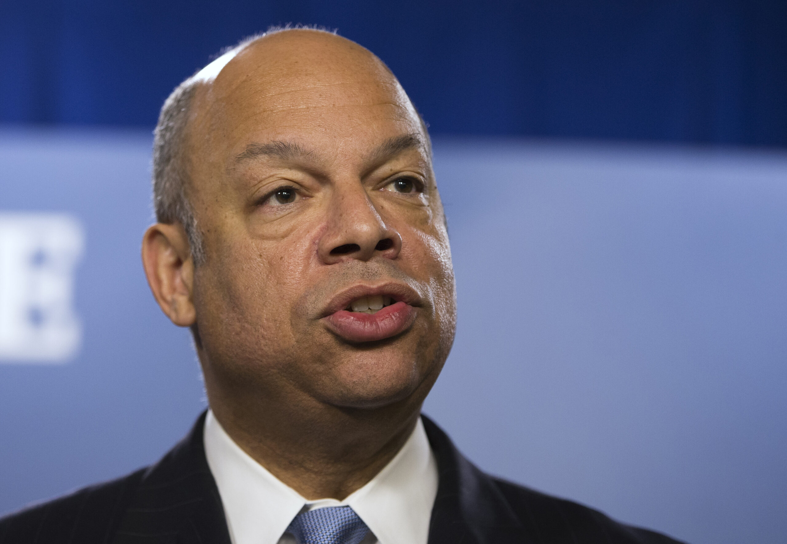US weighs curbing deportations
