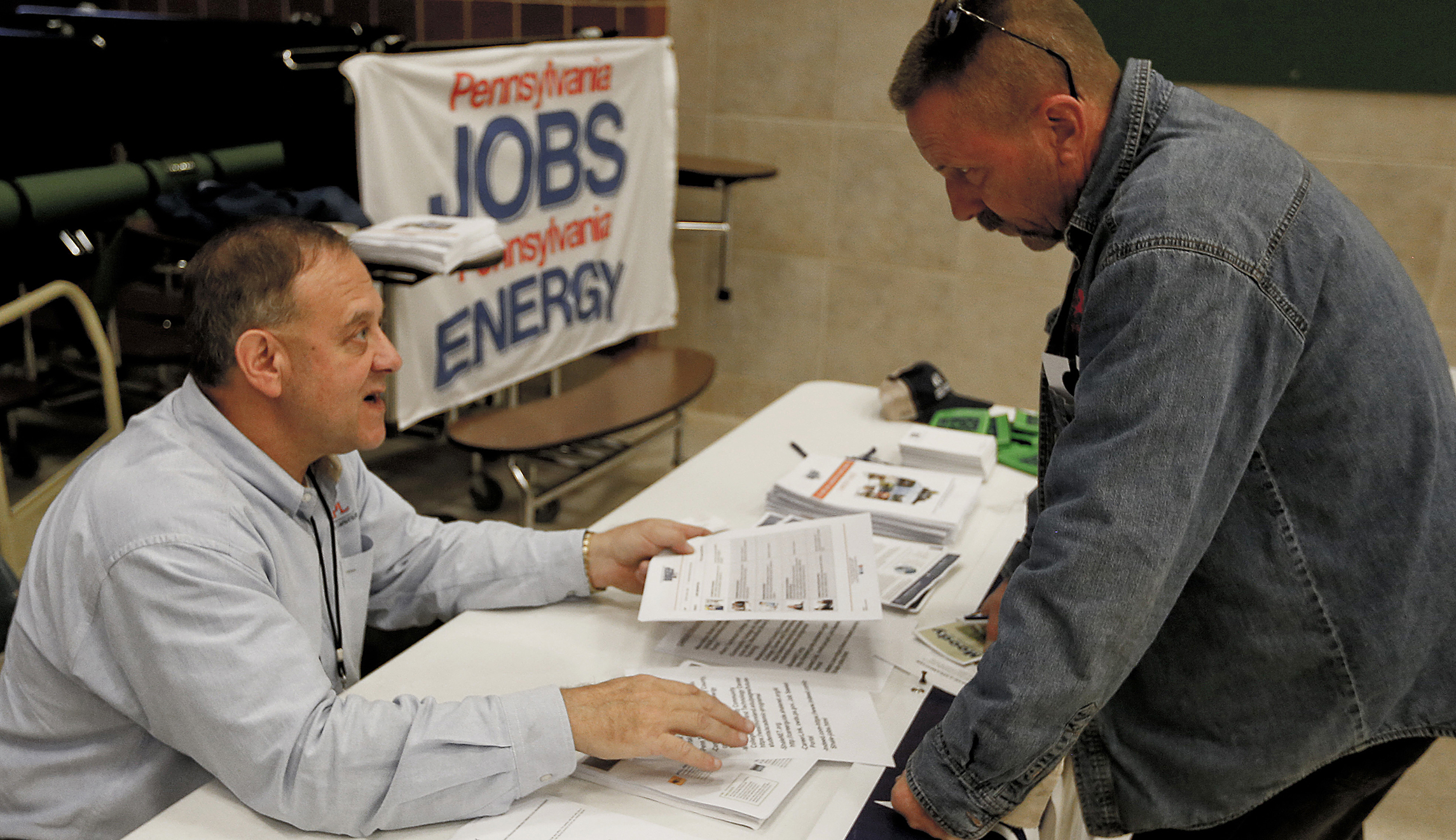 Ratio of unemployed workers to available jobs ground to historic lows to end 2017