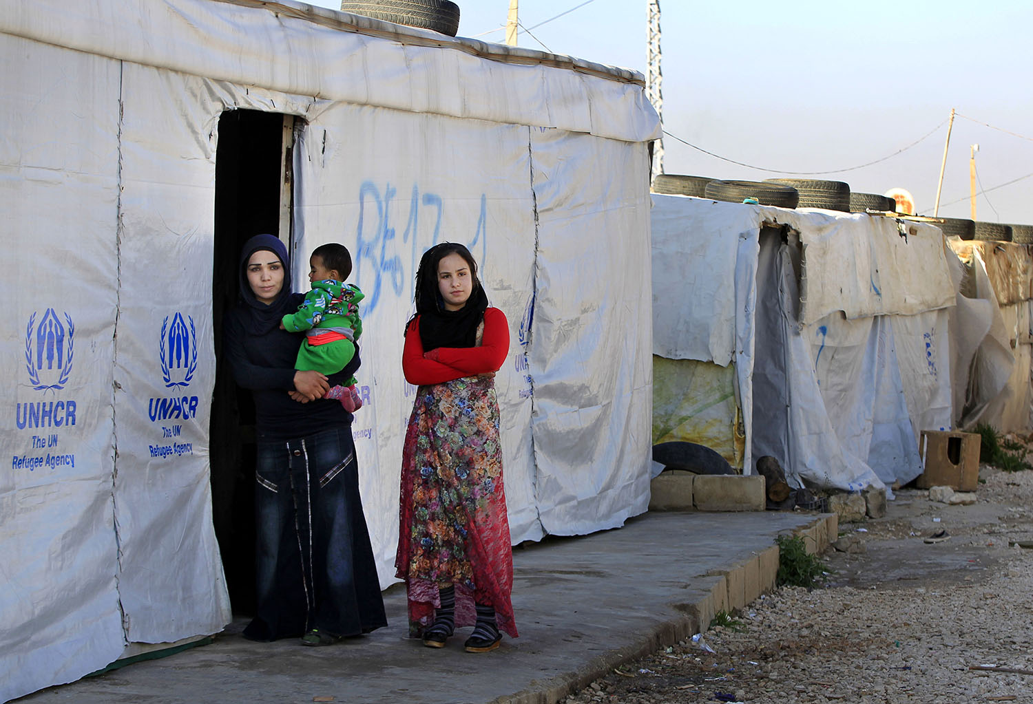 State pushing to let 8,800 more Syrian refugees in by October