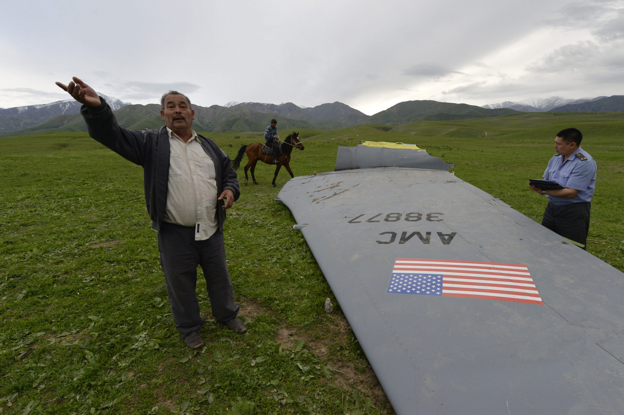 Bodies of 2 US crew found at Kyrgyzstan crash site