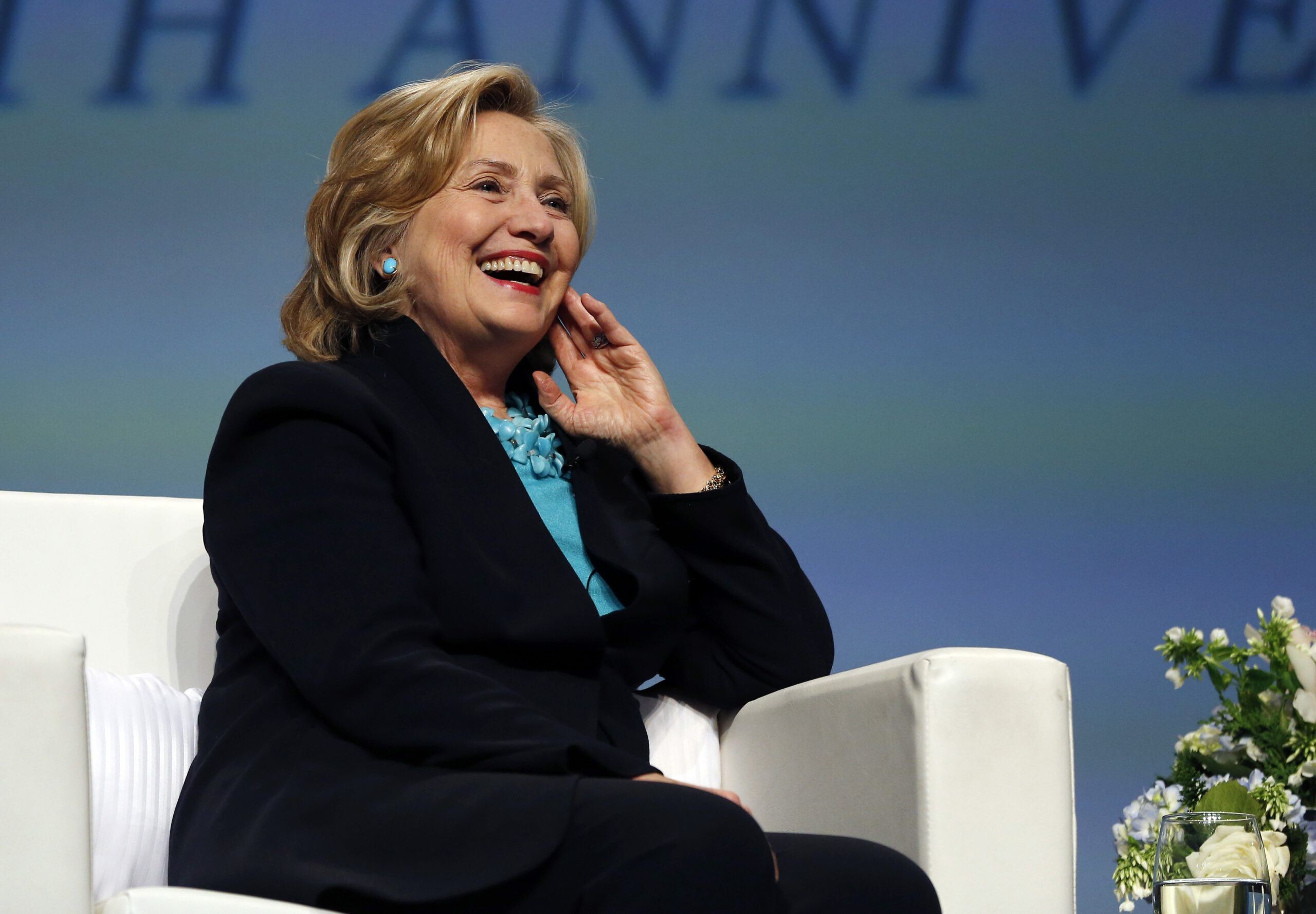 As 2016 race heats up, what will NY Times do with full-time Clinton reporter?