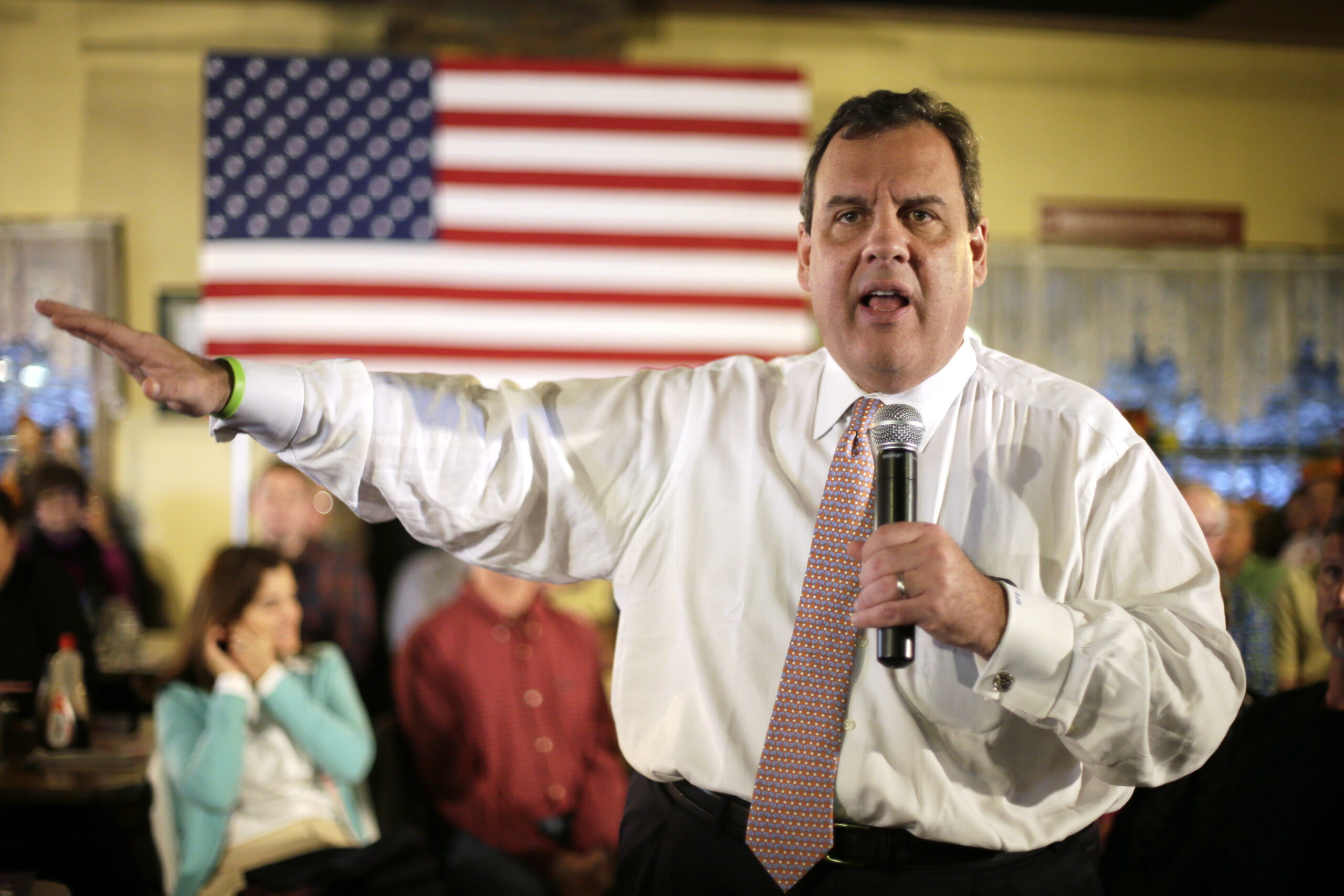 Christie: Feds settled refugees in NJ without telling me