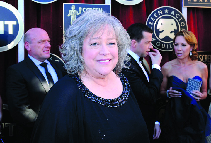Kathy Bates undergoes double mastectomy