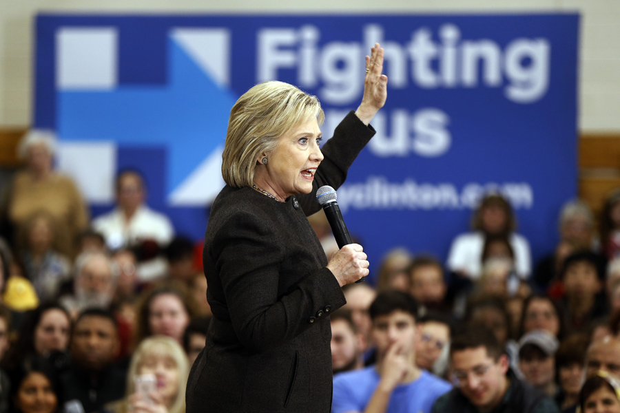 Despite primary loss, Clinton shifting to November