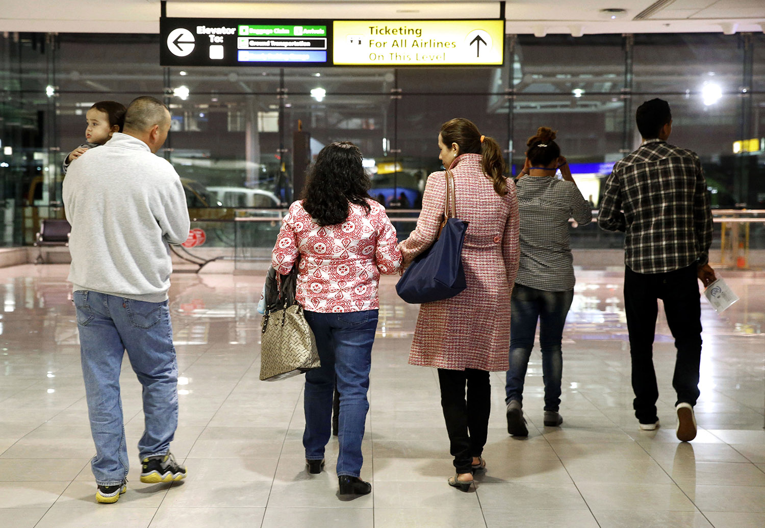 Court rejects Trump administration effort to indefinitely delay travel ban appeal