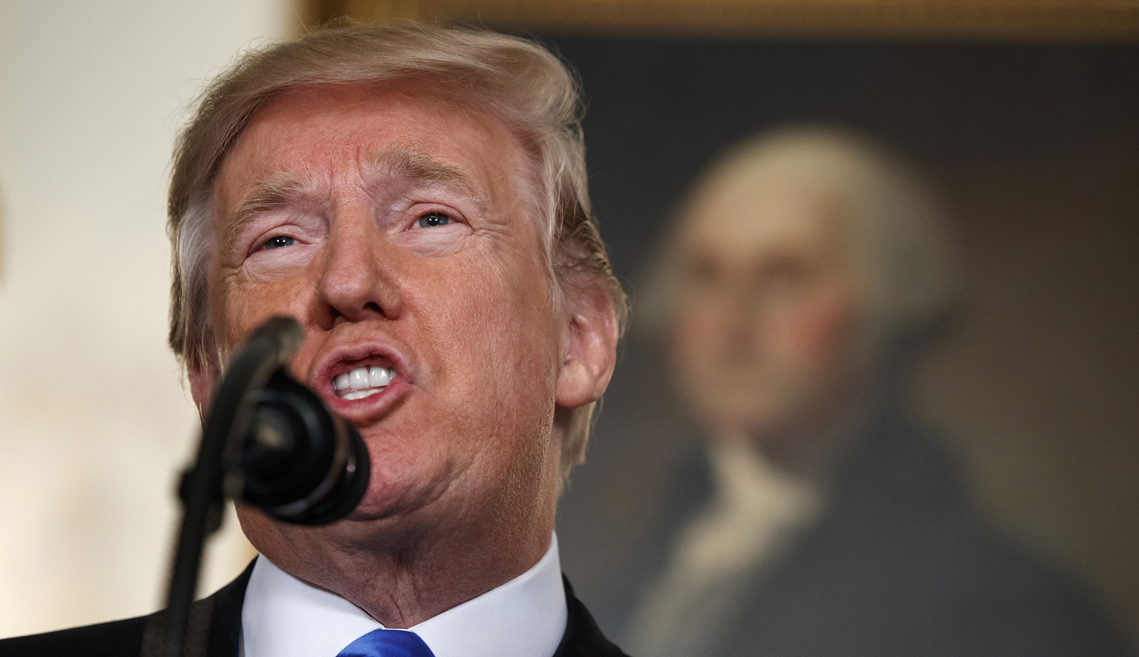 Democrats join GOP to block Trump impeachment resolution