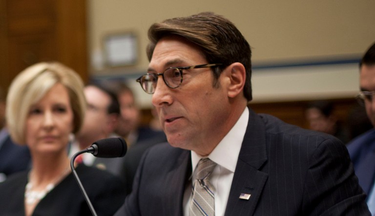 Trump lawyer questions why Secret Service let Russians into Trump Tower for meeting