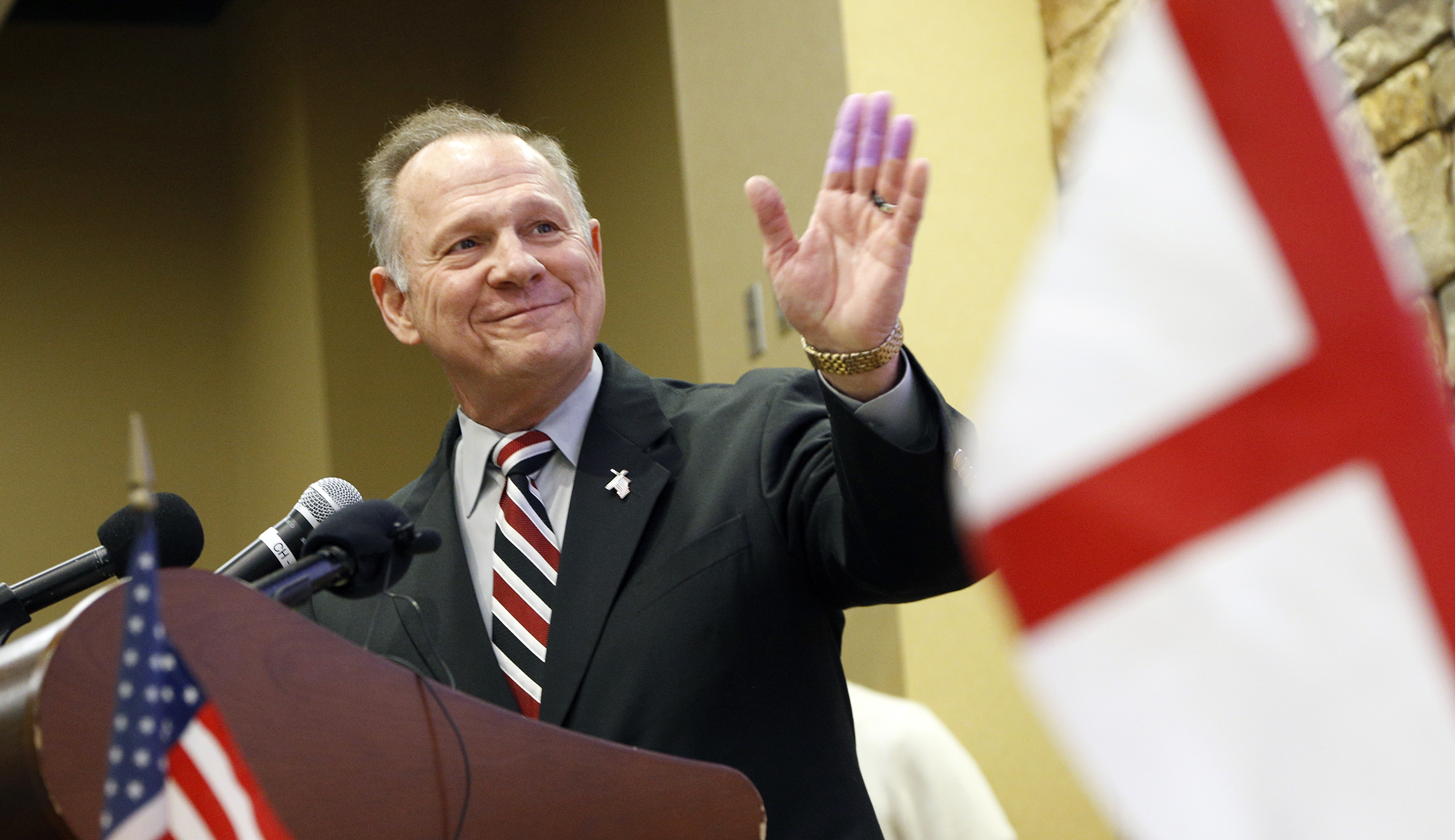Roy Moore tells campaign staff he will finish Senate race despite sexual misconduct allegations