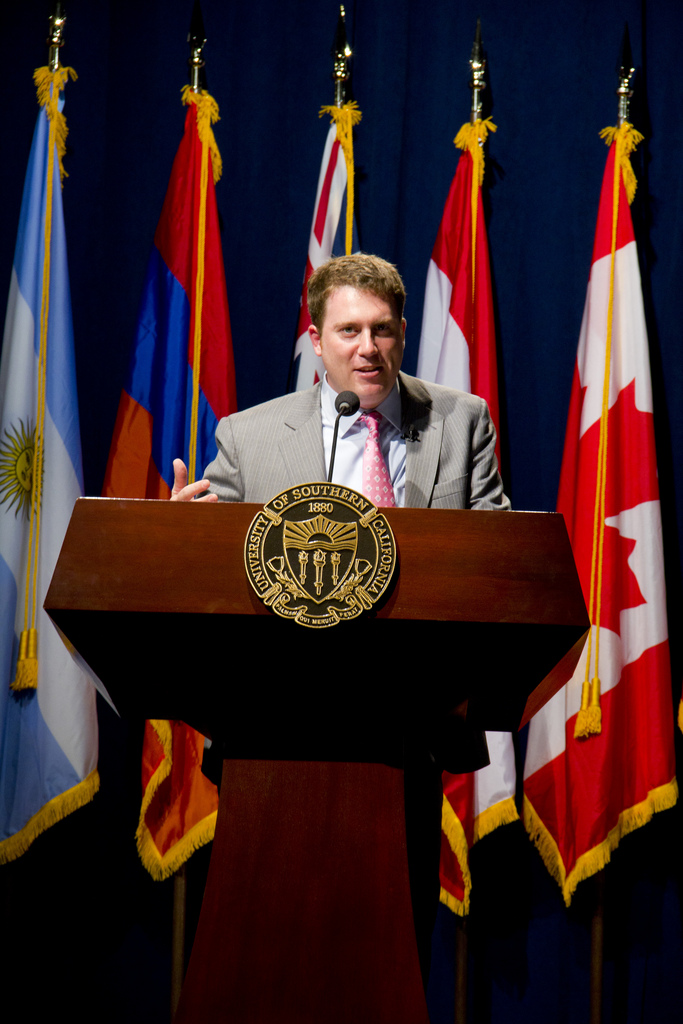 The Problem with BuzzFeed’s ‘Let the Readers Decide’ Standard