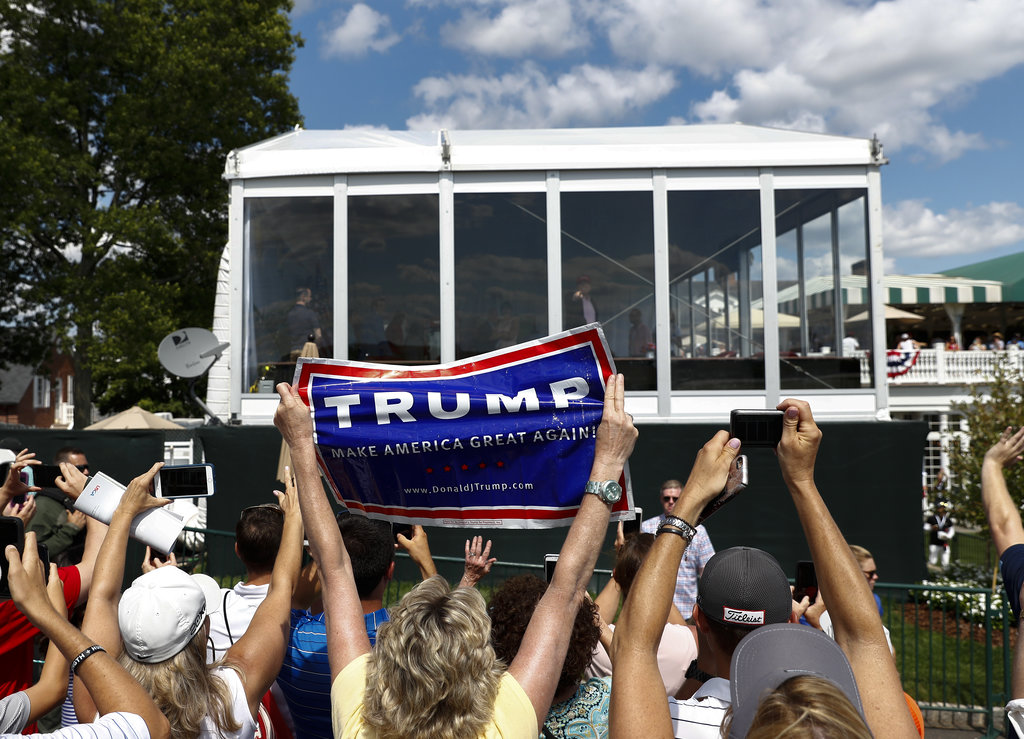 Weekend wrap: Healthcare bill waits for John McCain and Trump returns to ramped up Russia scandal
