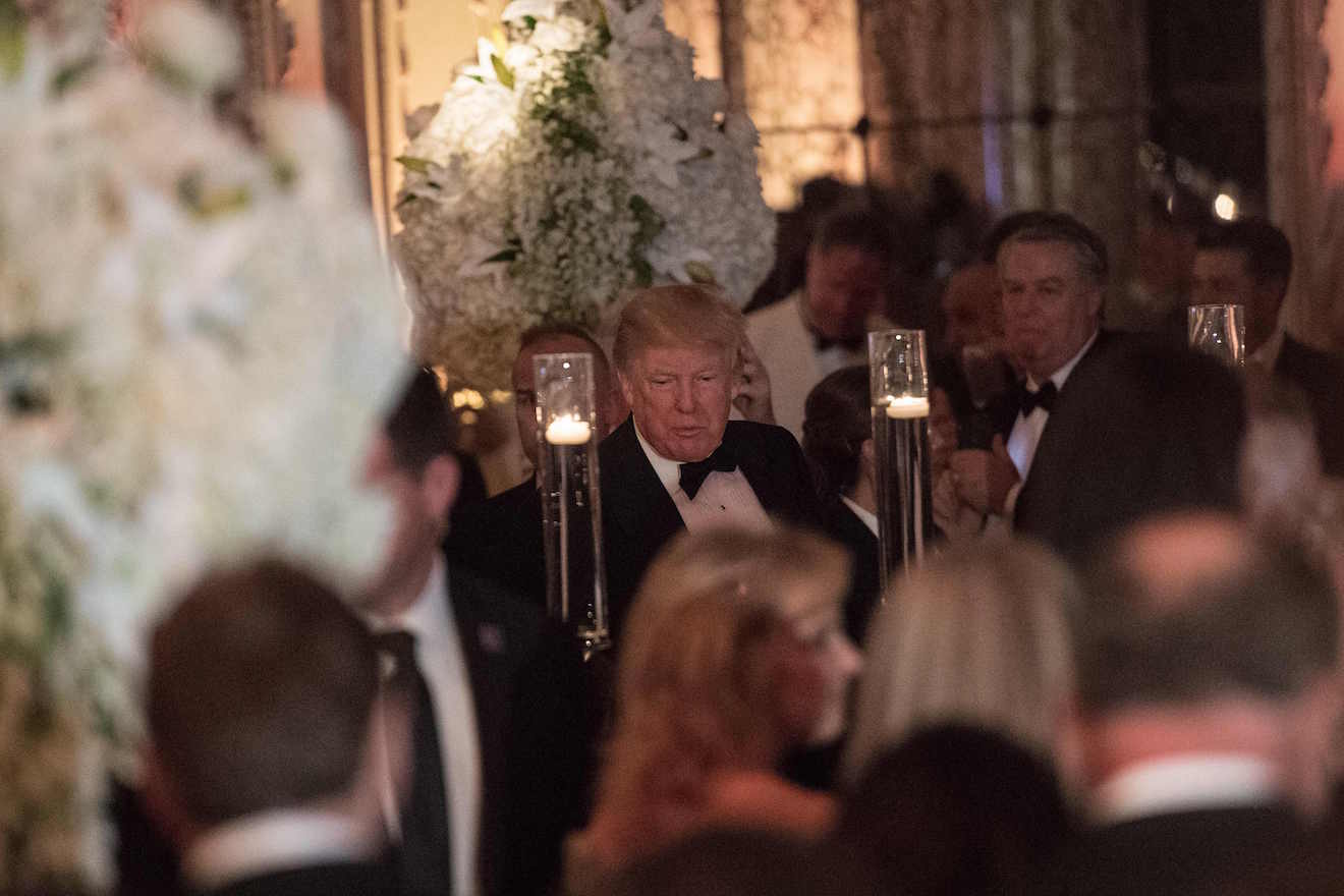 Trump Gets a Holiday Bounce