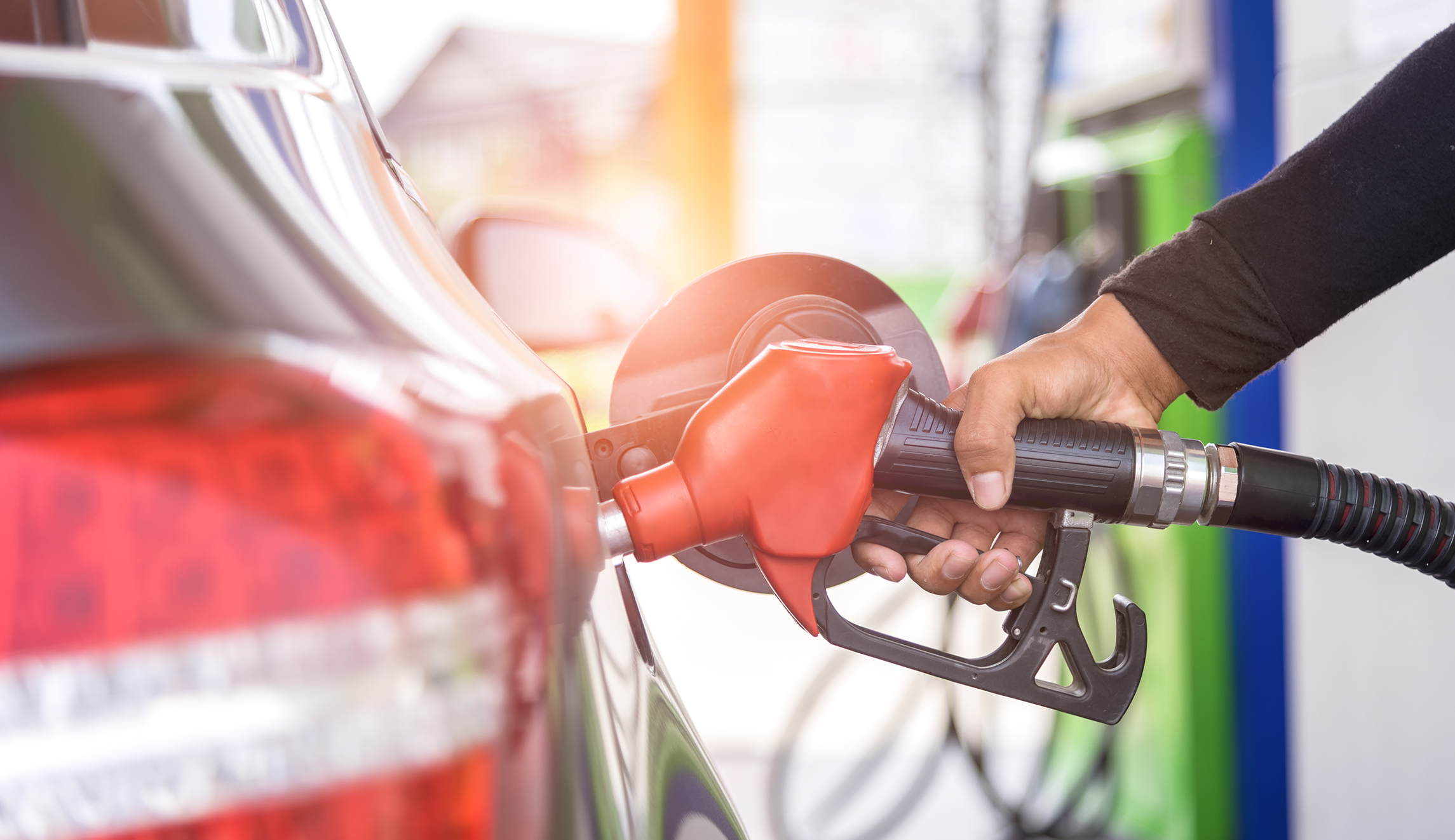 Chamber of Commerce calls for raising gas tax 25 cents