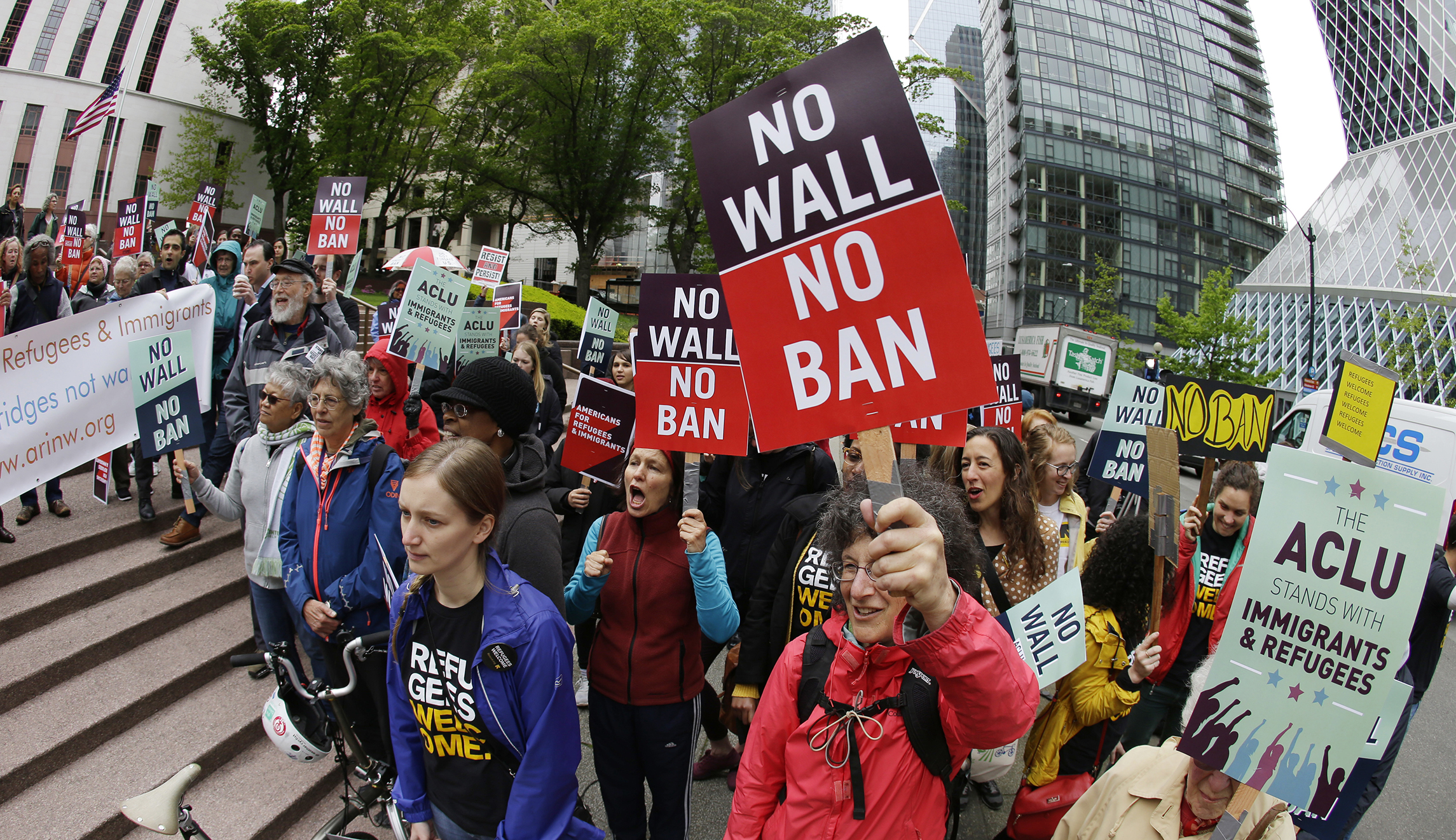 Here’s how two judges’ rulings against Trump’s newest travel ban differ
