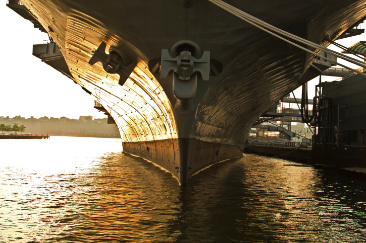 Former nuke officer reprimanded in gambling case