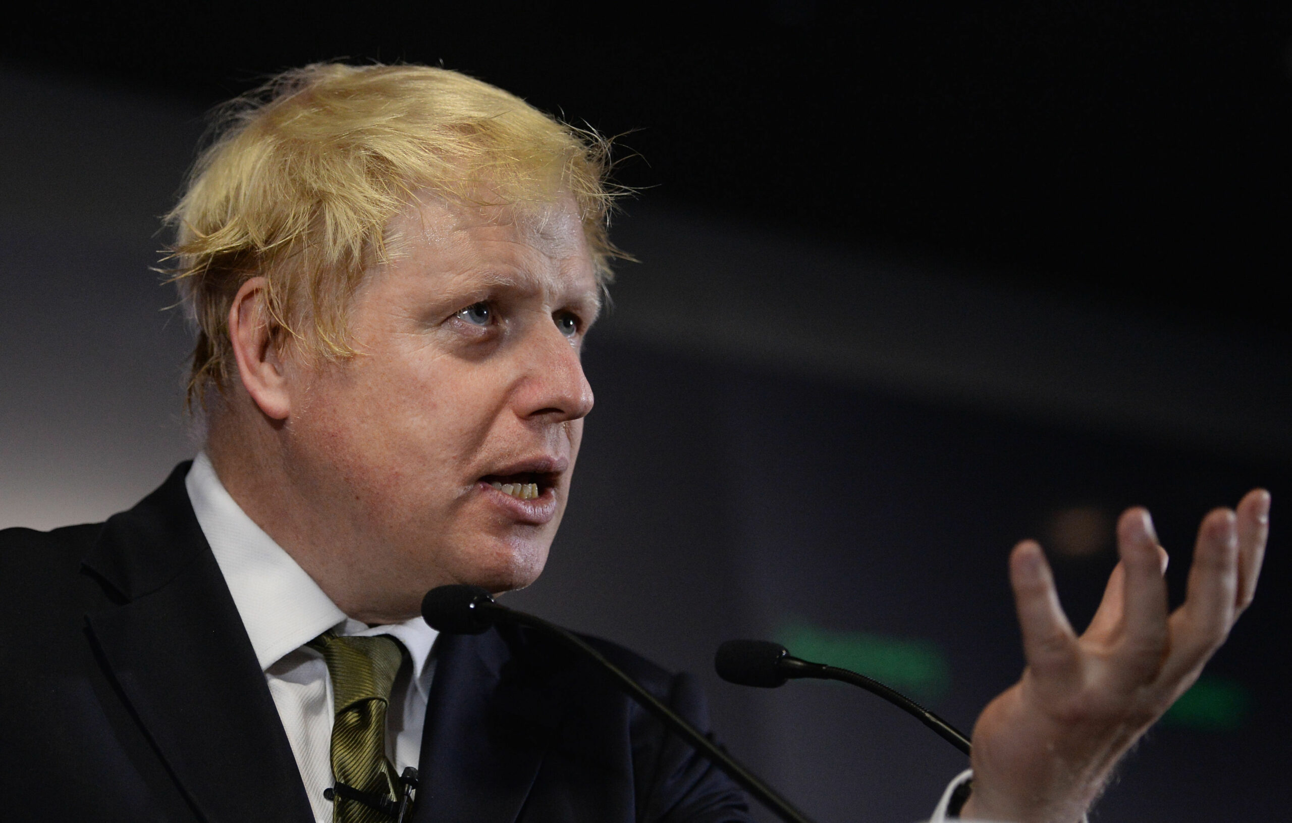 London mayor says he’ll run for Parliament